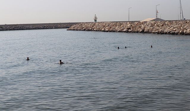Mersin’de deniz suyu sıcaklığı rekor seviyeye yükseldi