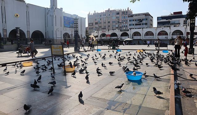60 yıl önce başlayan gelenek Ulu Cami Meydanı’nda devam ediyor