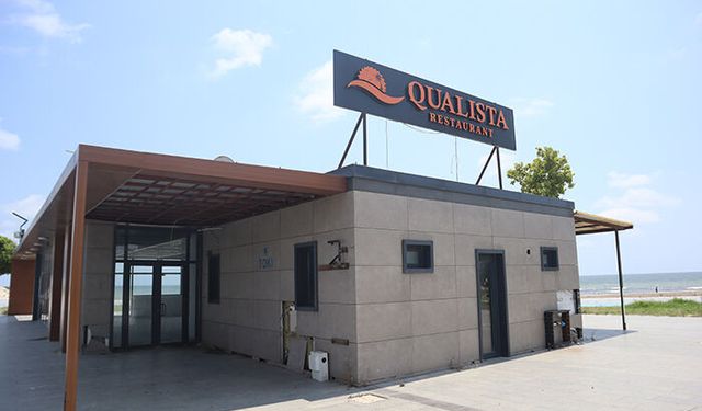 Mersin Çamlıbel Millet Bahçesi’nde işletmeciler kepenk kapatmaya başladı