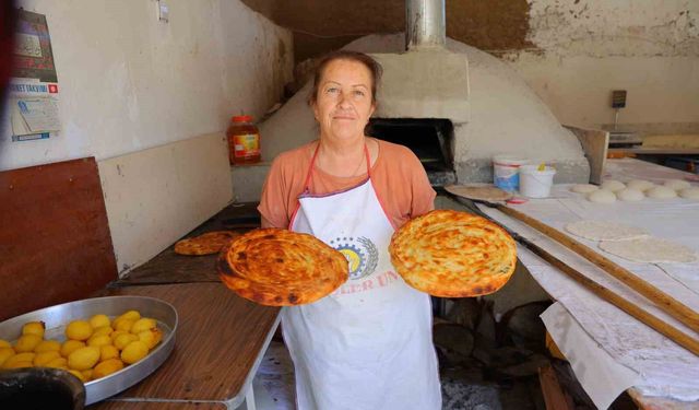 Kahramanmaraş Çardak'ta 160 yıllık ekmek geleneği