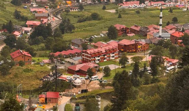 Uzungöl'de ikinci taşkın