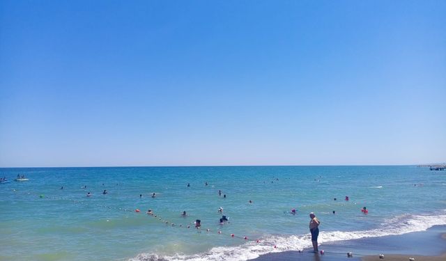Silifke’de deniz suyu sıcaklıkları zirveyi gördü