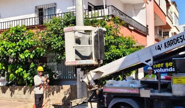 Yenişehir’de enerji bakımı, yol ve kaldırım çalışmaları sürüyor