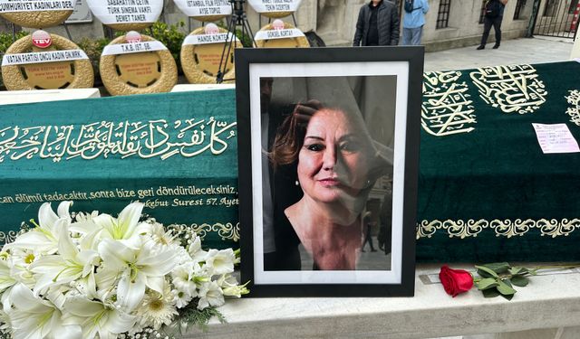 Oyuncu Gülsen Tuncer son yolculuğuna uğurlandı