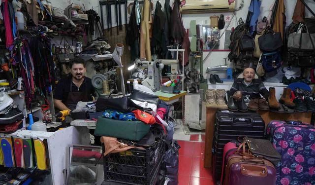 Okul sezonu ve yağmurlar tamircilerin yüzünü güldürdü