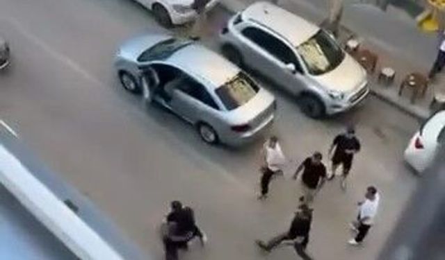 Trafik durdu, cadde ringe döndü
