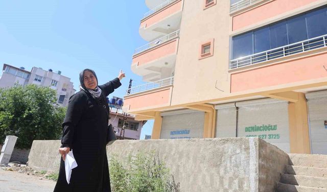 Zorluk içerisinde kazandığı parayla ev almak isteyen kadının hayali iki kez yarıda kaldı