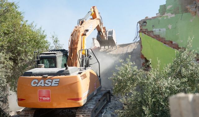 Yenişehir’de metruk yapılarla mücadele devam ediyor