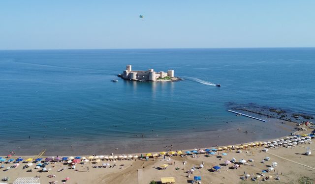Sonbaharda deniz keyfi: Sıcaklıklar tekrar arttı sahillerde yoğunluk başladı