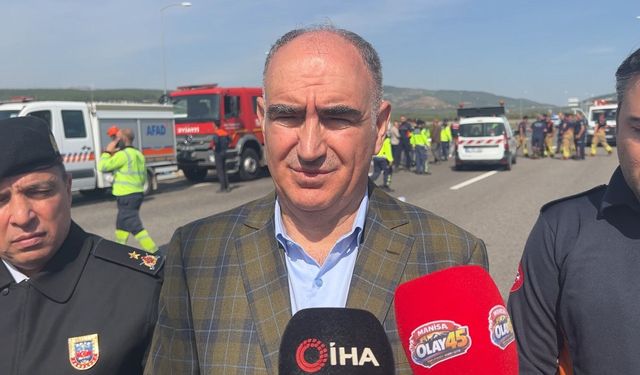 Manisa Valisi  Özkan: '11 vefat, 27 yaralımız var'