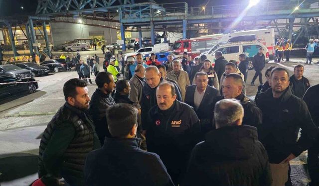 AFAD Başkanı Pehlivan, Soma'da arama kurtarma çalışmaları hakkında bilgi aldı