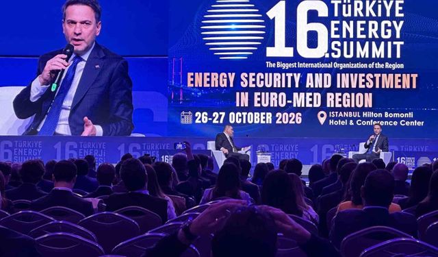 Bakan Bayraktar: 'Nükleer yakıtı yükleyerek 2027 yılından itibaren sistemimizde Akkuyu'nun elektriğini kullanacağız'