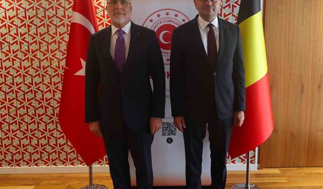 Bakan Işıkhan Brüksel'de büyükelçiler ve UID temsilcisiyle görüştü