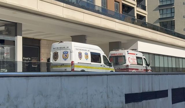 Büyükçekmece'de bir evde cinayet: 2 yaralı, 1 ölü