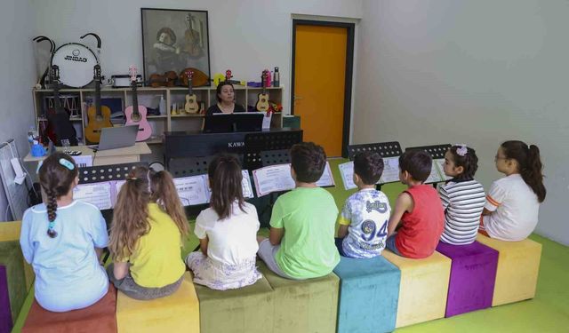 Mersin'de çocuk kampüslerinde yeni dönem başladı