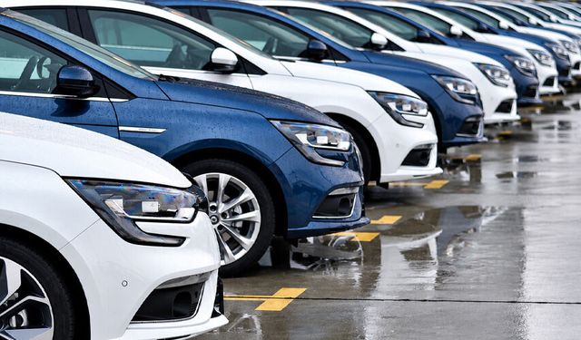 Otomotiv pazarı Ocak-Eylül dönemde yüzde 13,39 daraldı