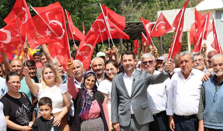 Memleket sevdası için İstanbul’dan ilçesine Belediye Başkanı oldu, şimdi köy köy geziyor