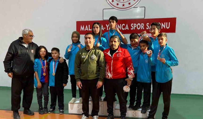 Wushu Kung Fu Cumhuriyet Kupası’nda Elazığ’a 10 madalya