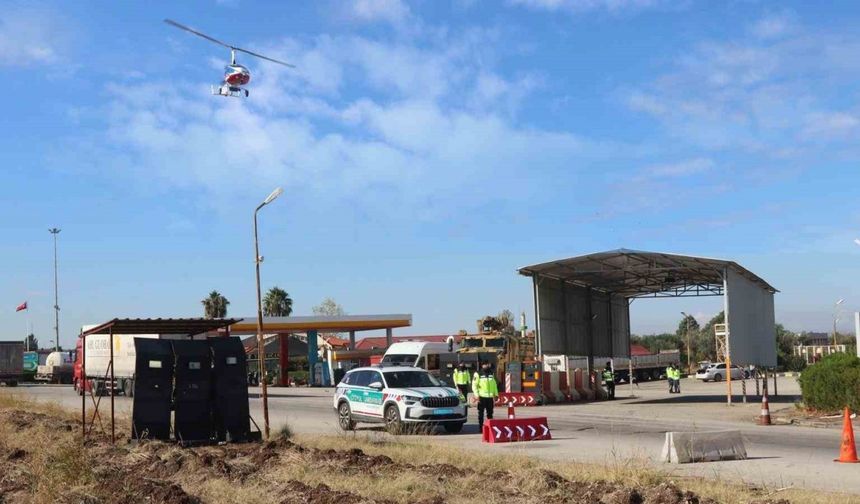 Jandarma’dan cayrokopter destekli asayiş ve trafik denetimi