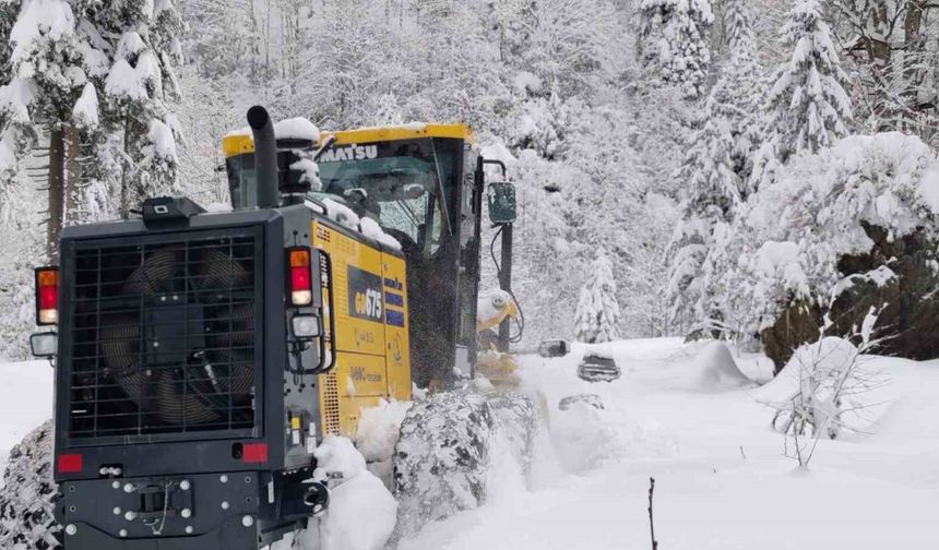 Rize’de 38 köy yolu ulaşıma kapandı