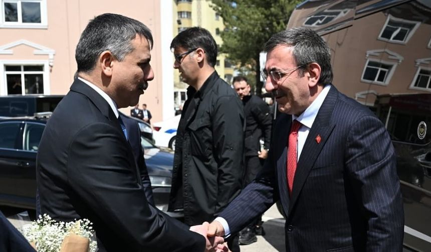 Cumhurbaşkanı Yardımcısı Cevdet Yılmaz Erzurum’da