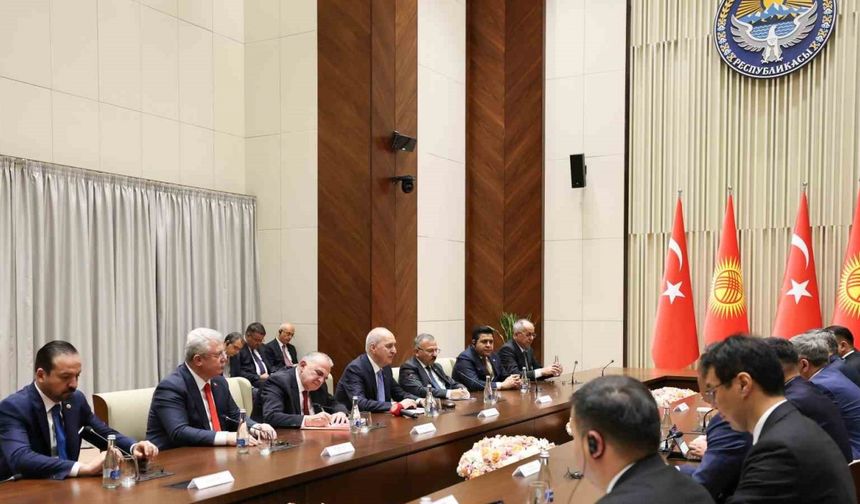 TBMM Başkanı Kurtulmuş, Kırgızistan Bakanlar Kurulu Başkanı Kasımaliyev ile görüştü