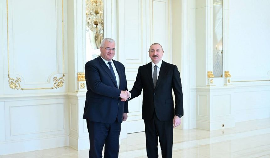 Aliyev, Ukrayna Dışişleri Bakanı Sybiha’yı kabul etti