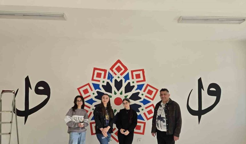 Öğrencilerden duvarlara anlamlı dokunuş