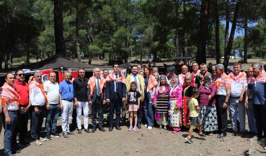 25. Geleneksel Gökay Yörük Şenliği yoğun katılımla gerçekleştirildi