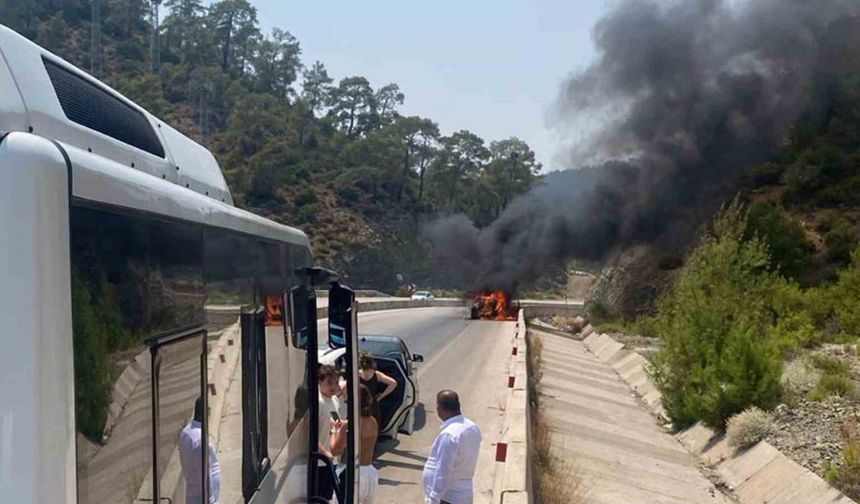 Fethiye’de araç yangını