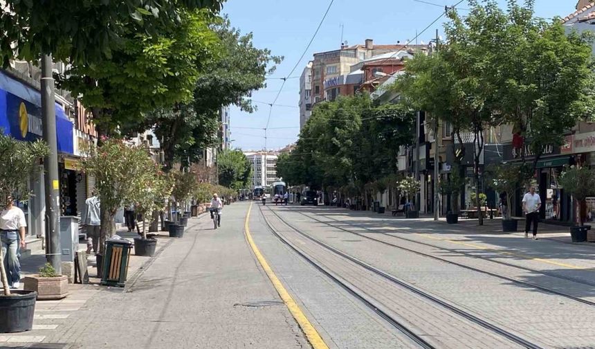 Kurban Bayramı’nın 3’üncü gününde çarşı sokakları boş kaldı