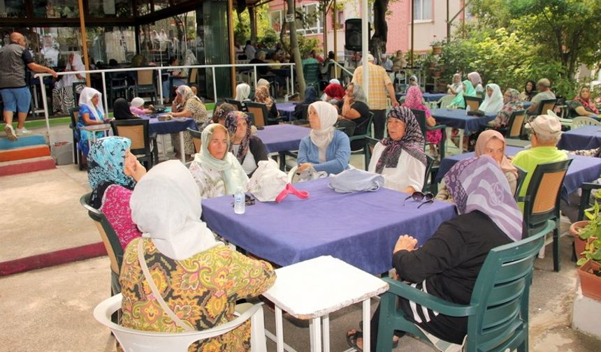 Çınarcık’ta depremde hayatlarını kaybedenler unutulmadı