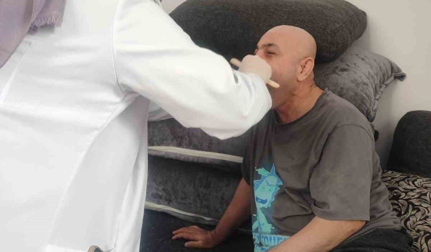 Siirt Belediyesi’nden yaşlı vatandaşlara evde sağlık hizmeti