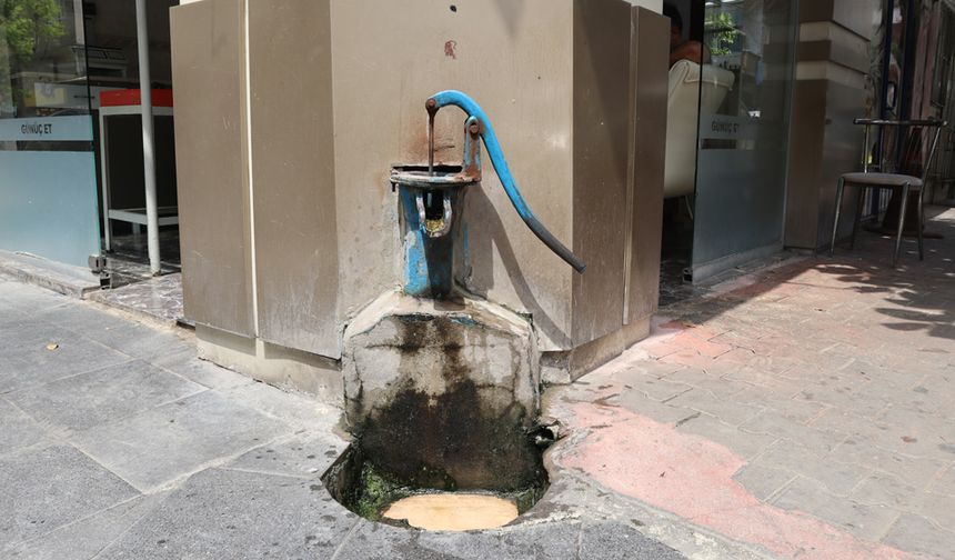 Mersin’de eski bir su kuyusu, mahallelinin ihtiyaçlarını karşılıyor