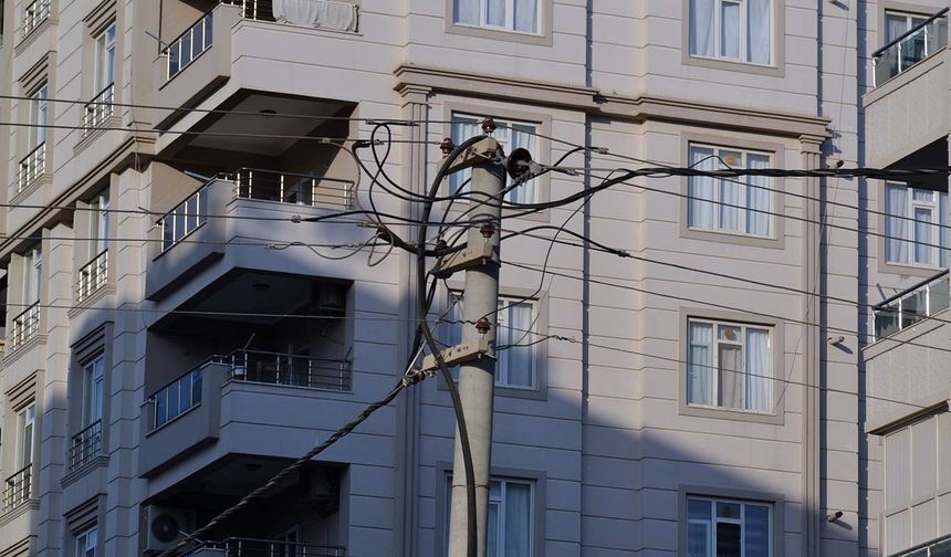 Mersin’de elektrik kesintileri ve voltaj dalgalanmaları arttı