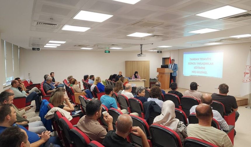 Aile hekimlerine ’deri hastalıkları eğitimi’ verildi