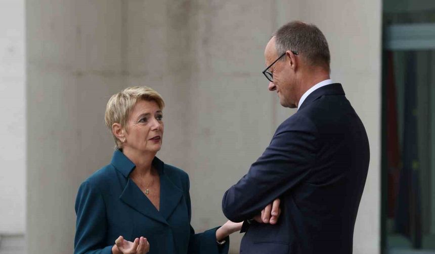 Amanya Başbakanı Merz: "Perşembe günü Ukrayna’ya verilecek güvenlik garantilerini ele alacağız"