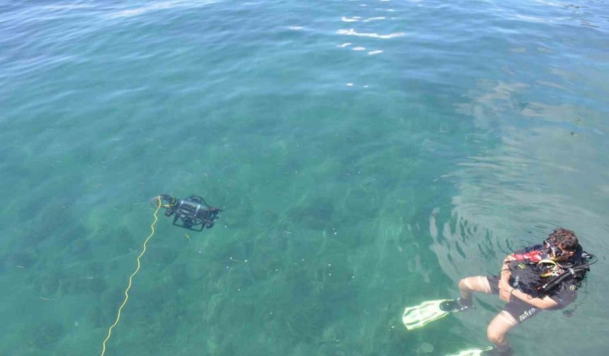 Sinop’ta yapay zeka destekli "insansız deniz aracı" ilk kez suya indirildi