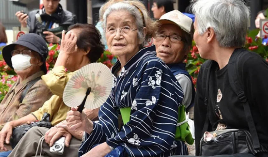 Japonya’da 100 yaş ve üzeri insan rekoru: 99 bini aştı