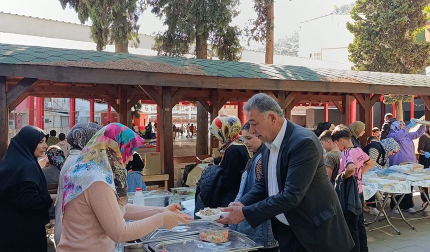 Saimbeyli'de kadınlar Gazze için tek yürek oldu