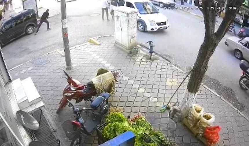 Cadde ortasında silahlı çatışma