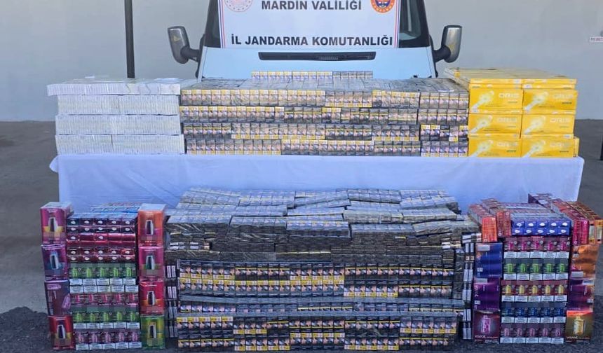 Midyat’ta minibüste 2 milyon liralık kaçak sigara operasyonu