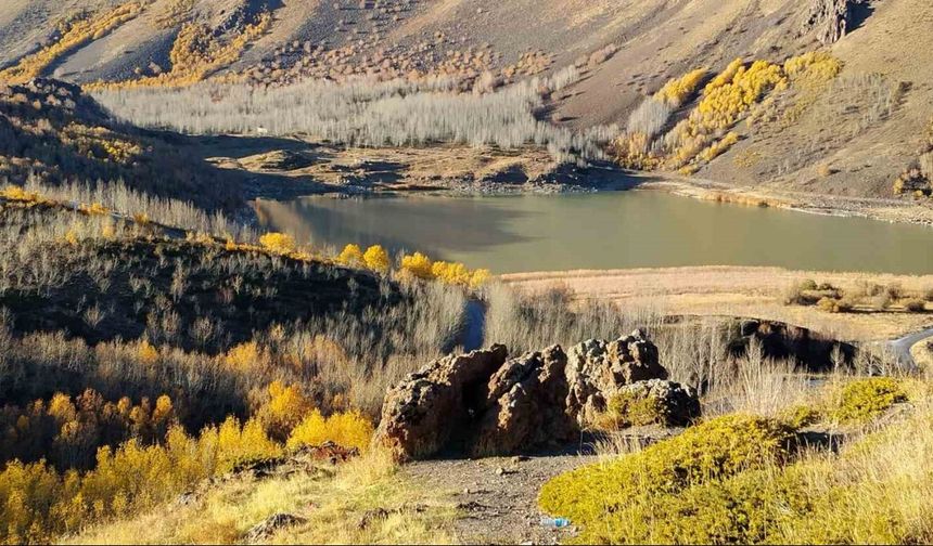 Nemrut Kalderası sezonun son ziyaretçilerini ağırlıyor