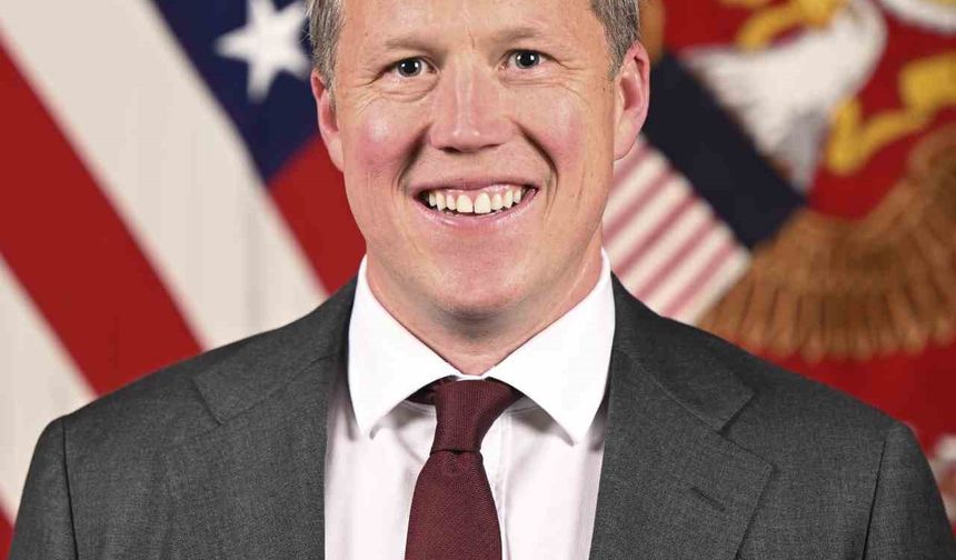 ABD’li Bakan Driscoll, Abu Dabi’de Rus yetkililerle bir araya geldi