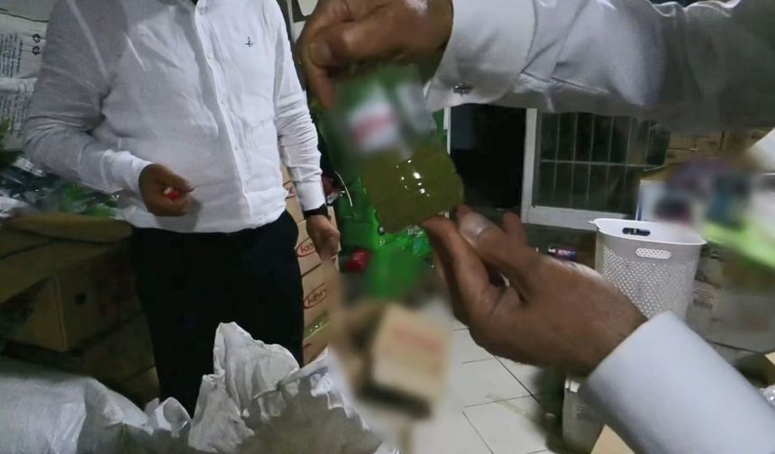 Bakan Yumaklı: "Son tüketim tarihi geçmiş yaklaşık 30 ton gıda ürünü ele geçirilmiştir"