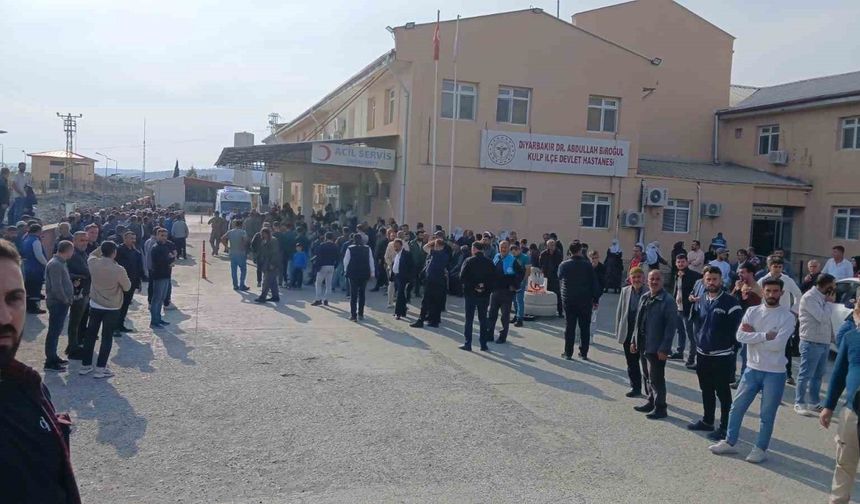 Diyarbakır’da inşaatı devam eden köprü çöktü: 3 ölü, 2 yaralı