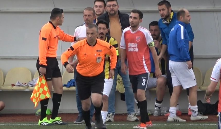 Hakemden maçta hayati müdahale