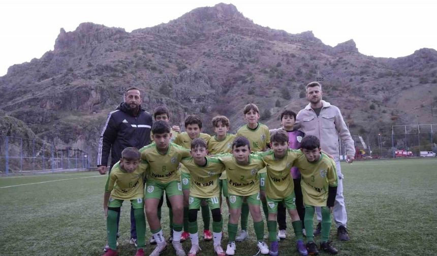 Hem başkan hem antrenör hem de kaleci