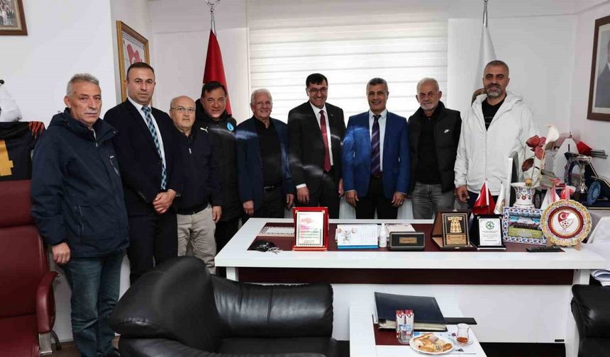 Kütahya’da antrenörlerin çalışma şartlarını güçlendirecek projeler ele alındı