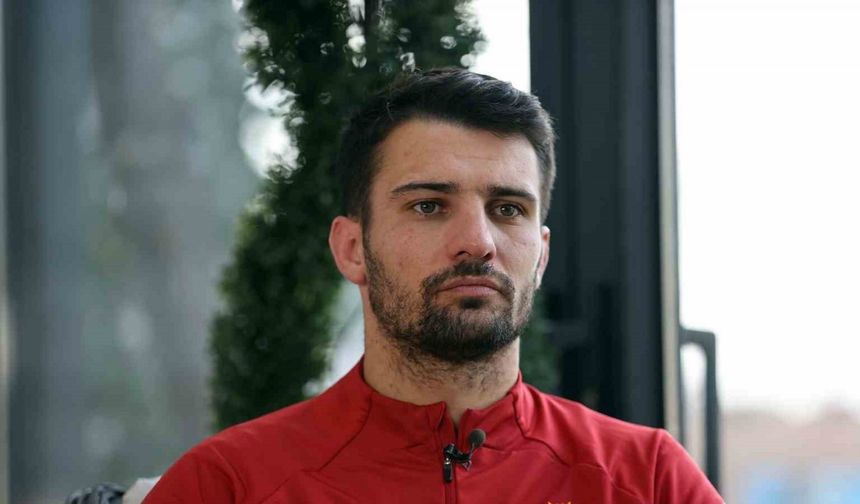 Leo Dubois futbolu bıraktı